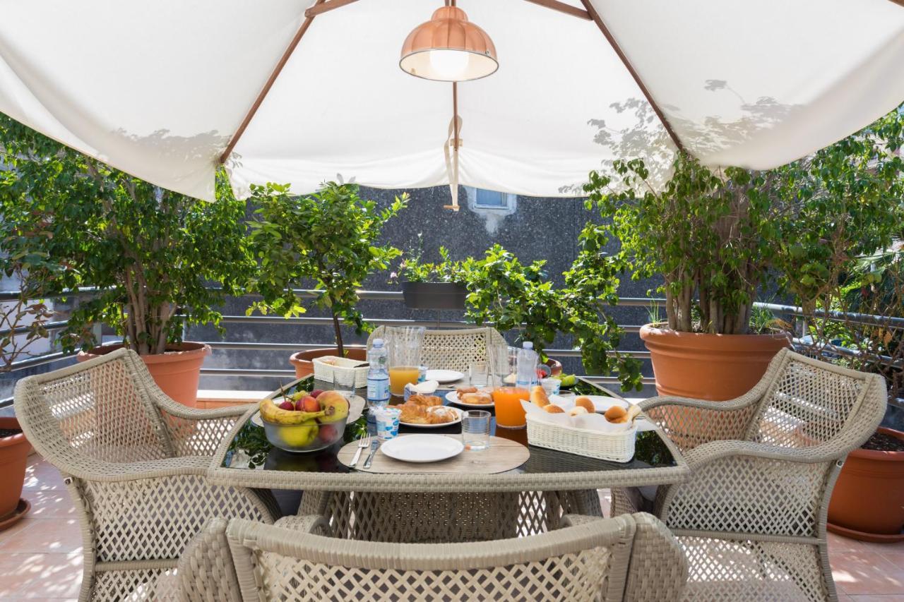 B&B Tiffany Sferracavallo Palermo Eksteriør billede