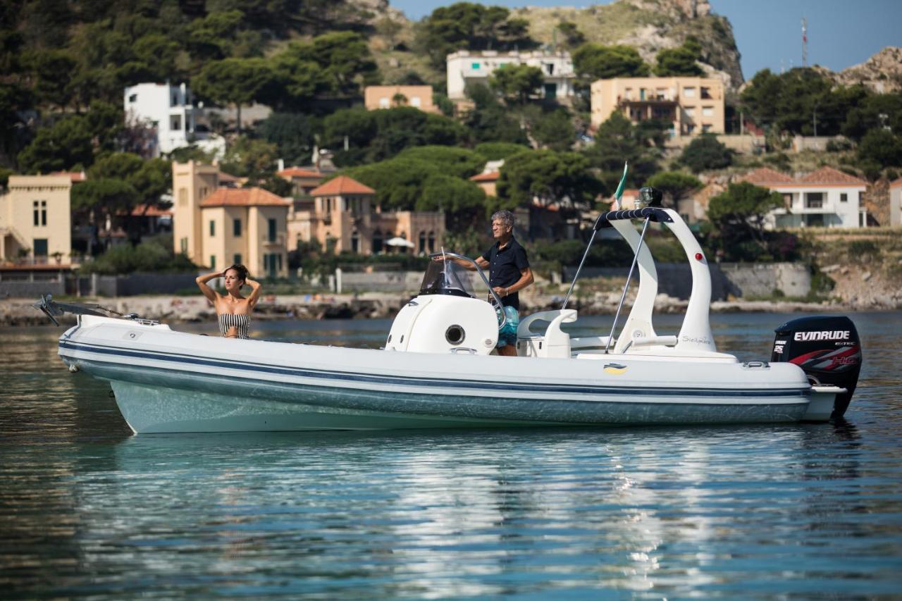 B&B Tiffany Sferracavallo Palermo Eksteriør billede