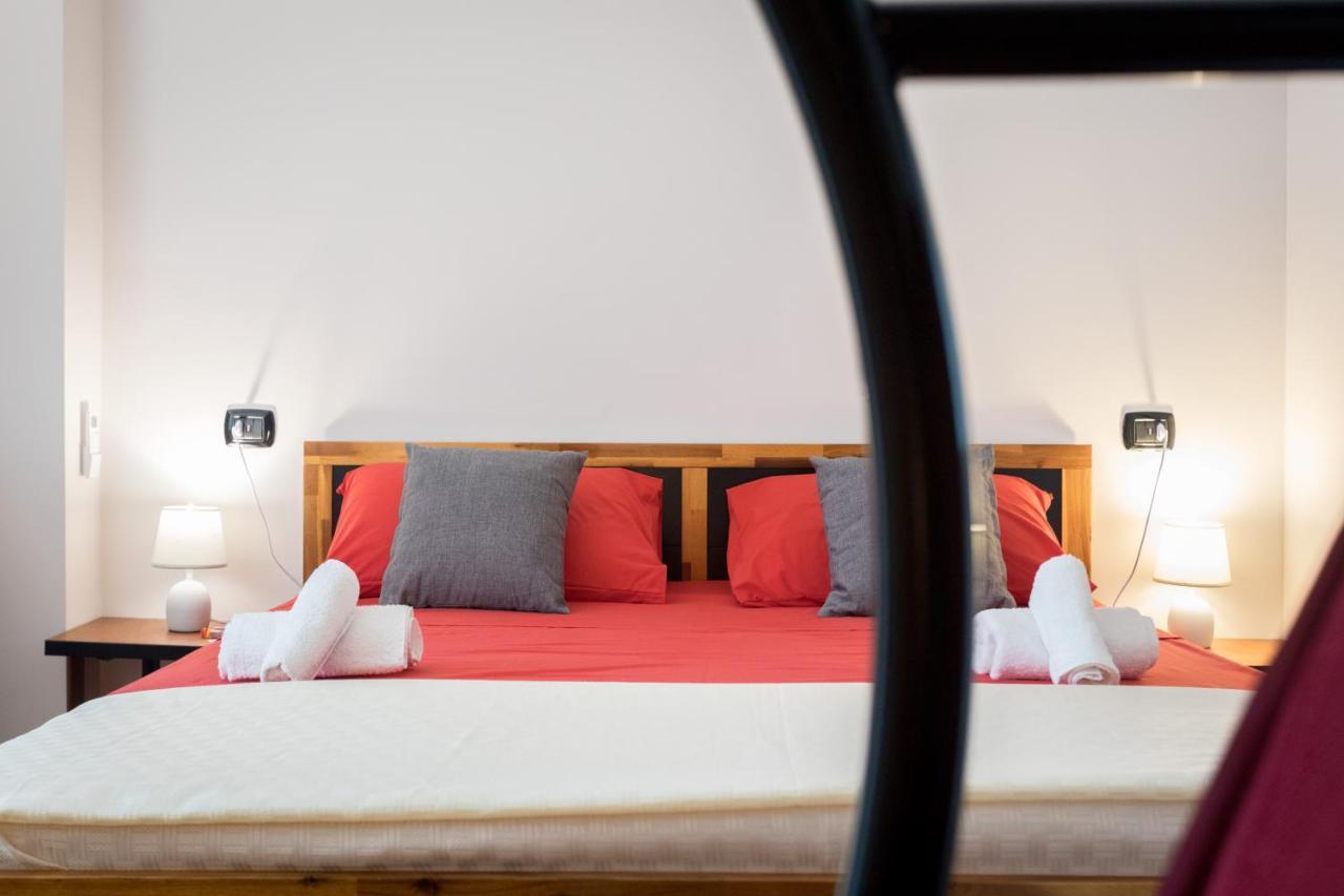 B&B Tiffany Sferracavallo Palermo Eksteriør billede