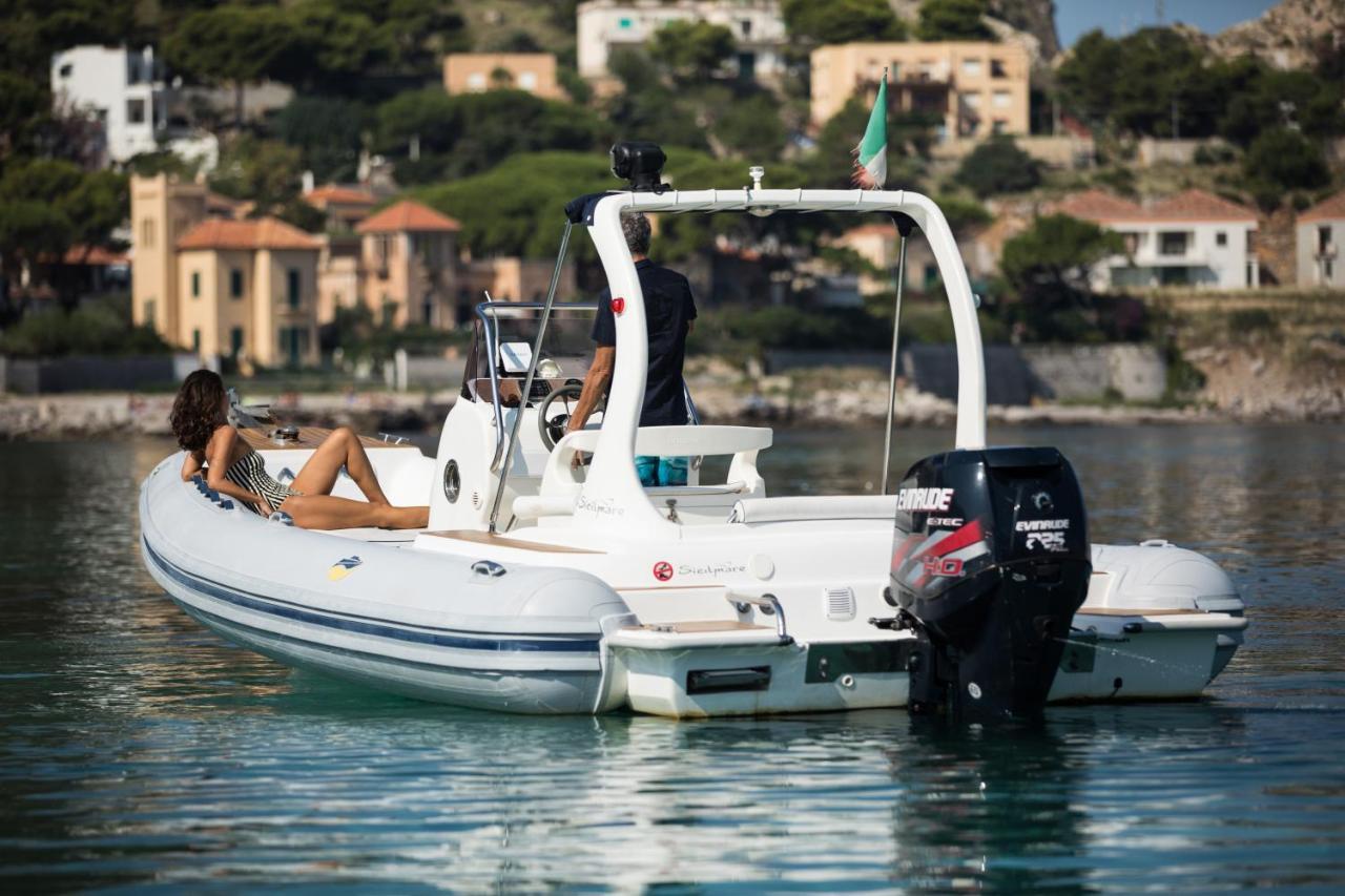 B&B Tiffany Sferracavallo Palermo Eksteriør billede